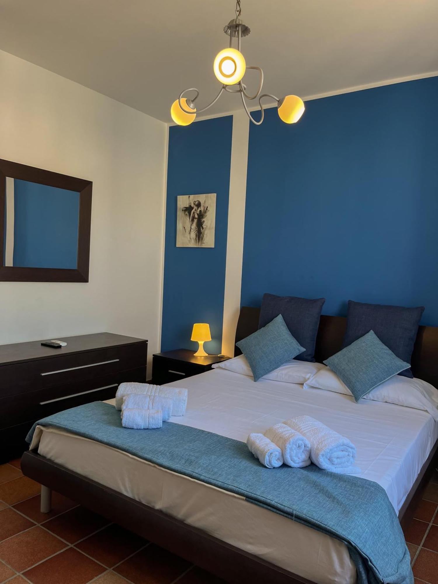 Orsola Apartments Favignana Oda fotoğraf