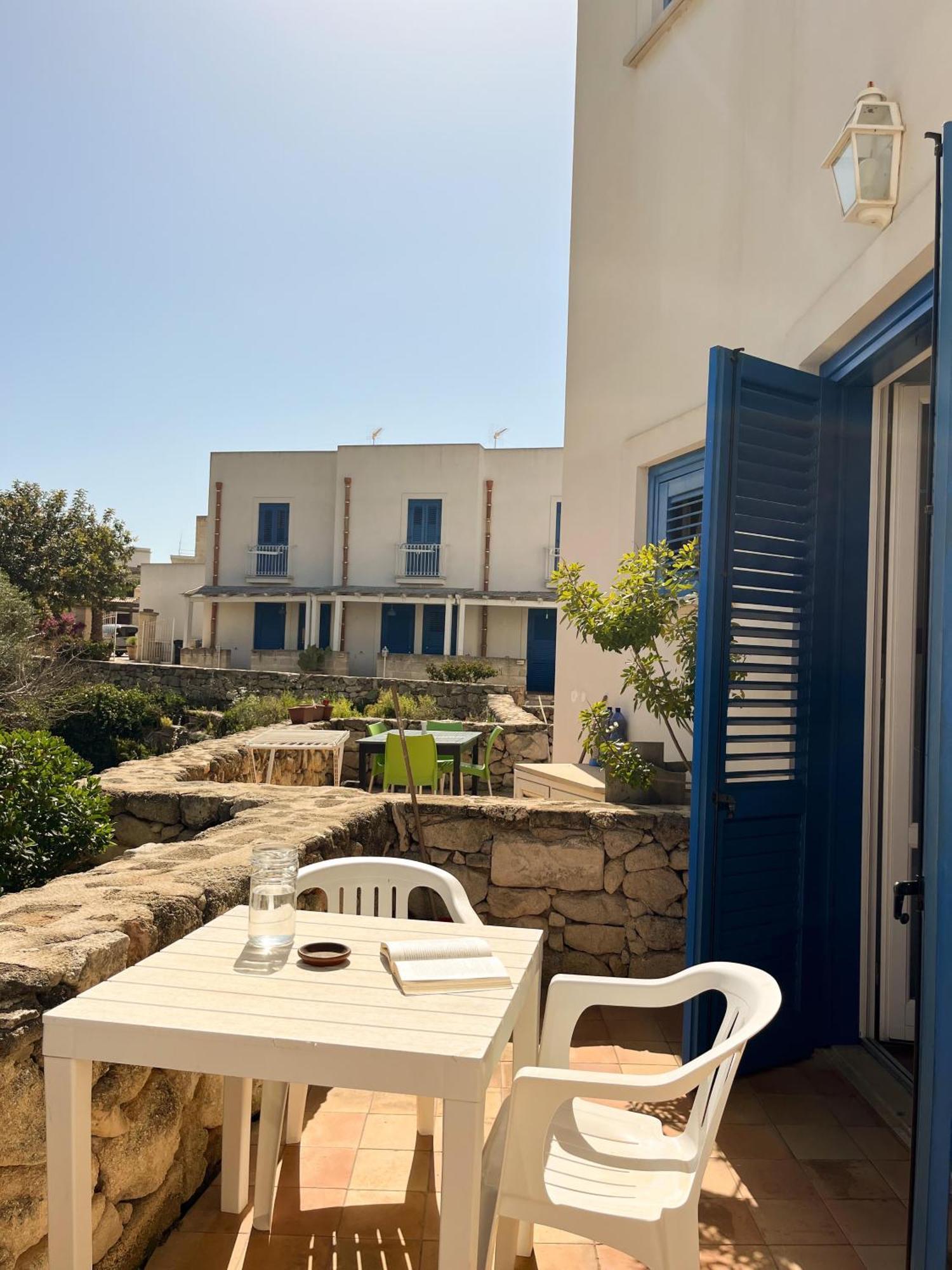 Orsola Apartments Favignana Oda fotoğraf
